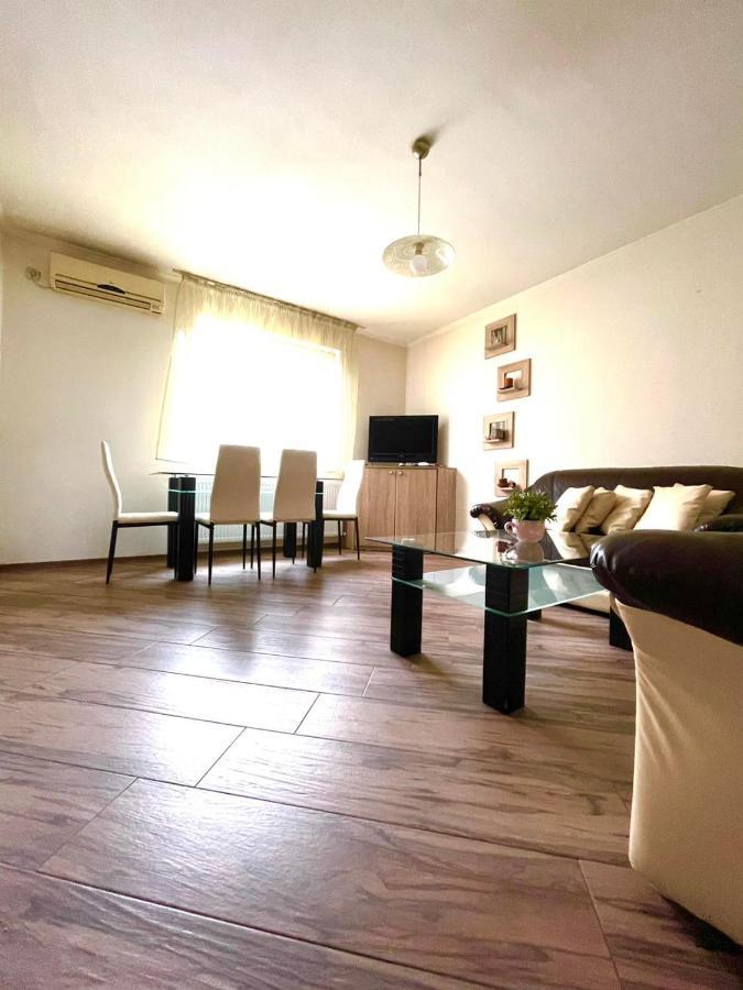 Apartment Zornica Veliko Tárnovo Exterior foto